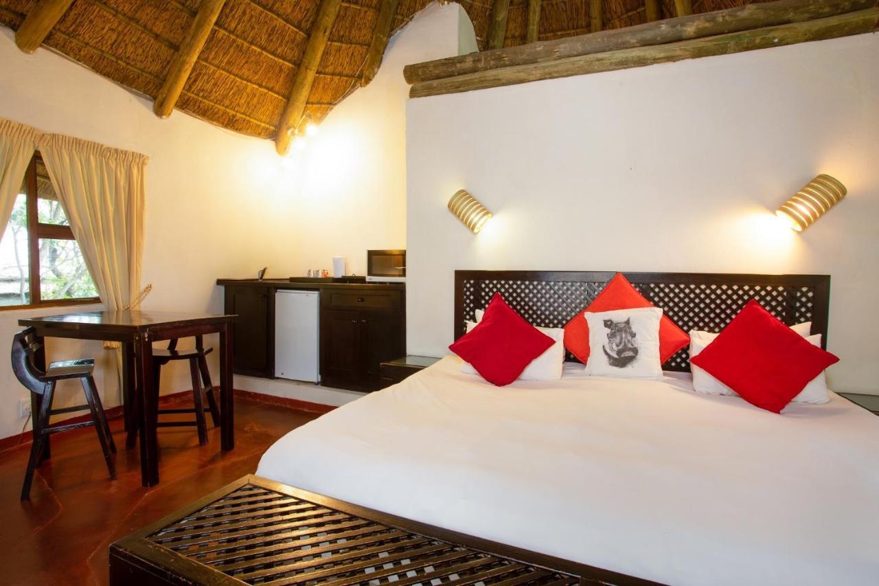 Warthogs Bush Lodge Магалисбург Экстерьер фото