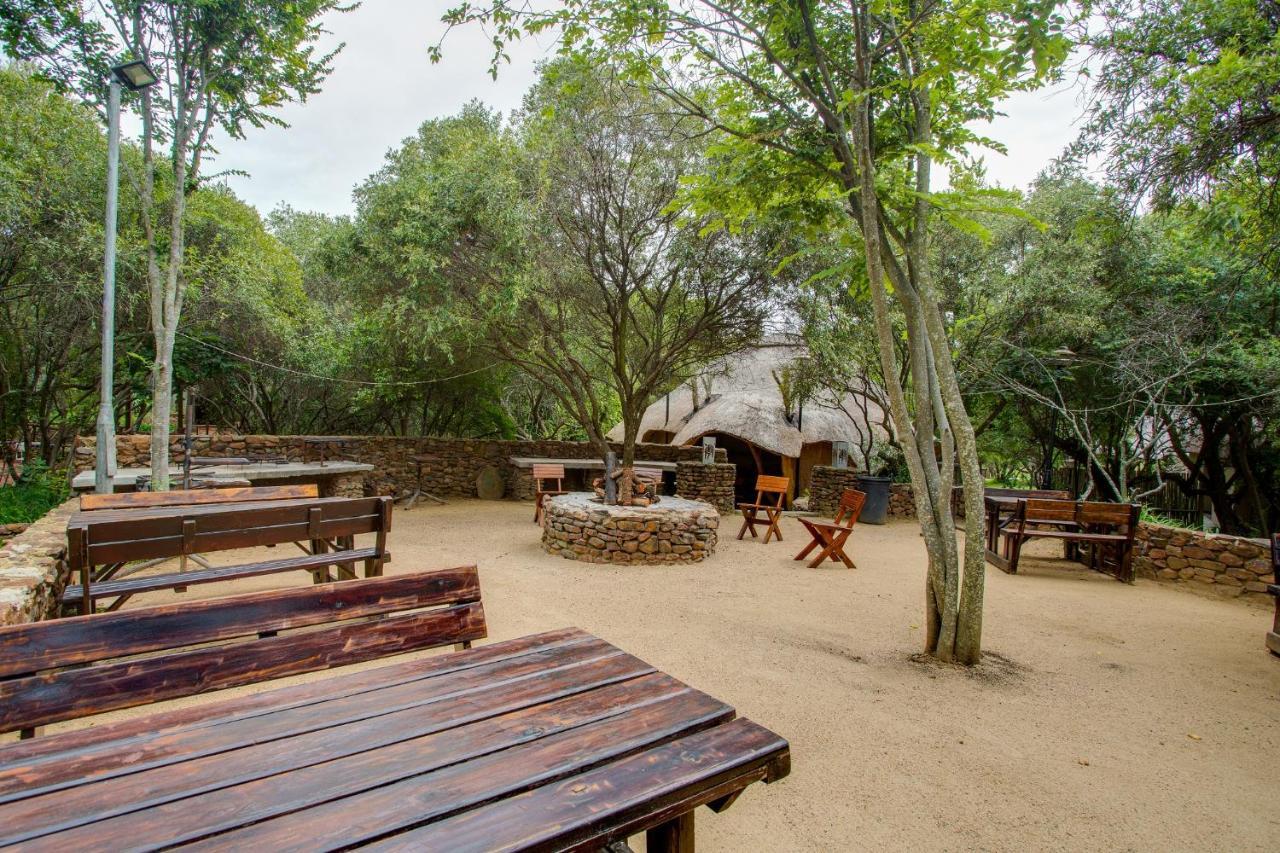Warthogs Bush Lodge Магалисбург Экстерьер фото
