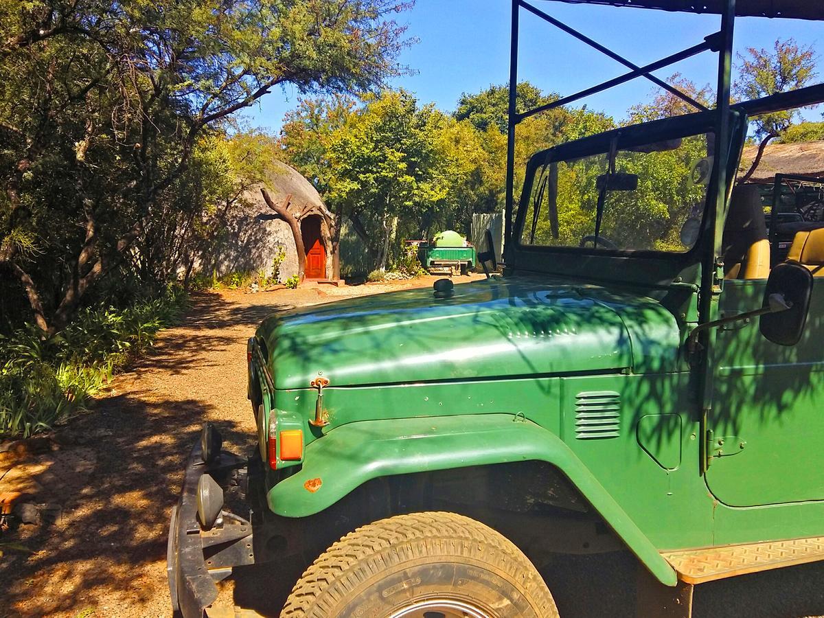 Warthogs Bush Lodge Магалисбург Экстерьер фото